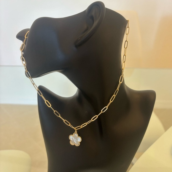 Jewelry - Gold Chain Necklace with Mother of Pearl Pendant
